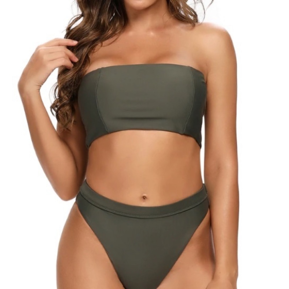 Black Bandeau Strapless Bikini Swim Top